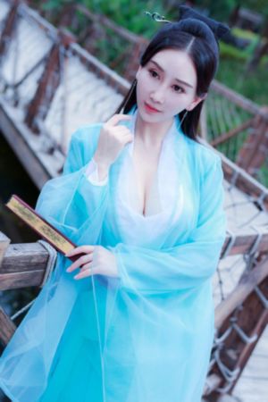 一区二区三区女厕偷拍_HD高清完整电影